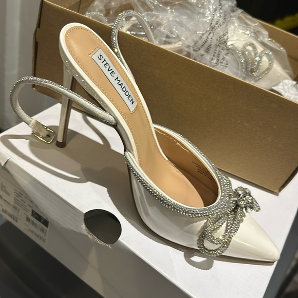 Brand new Steve Madden off-white elegant 4inch stiletto’s. - Picture 1 of 5